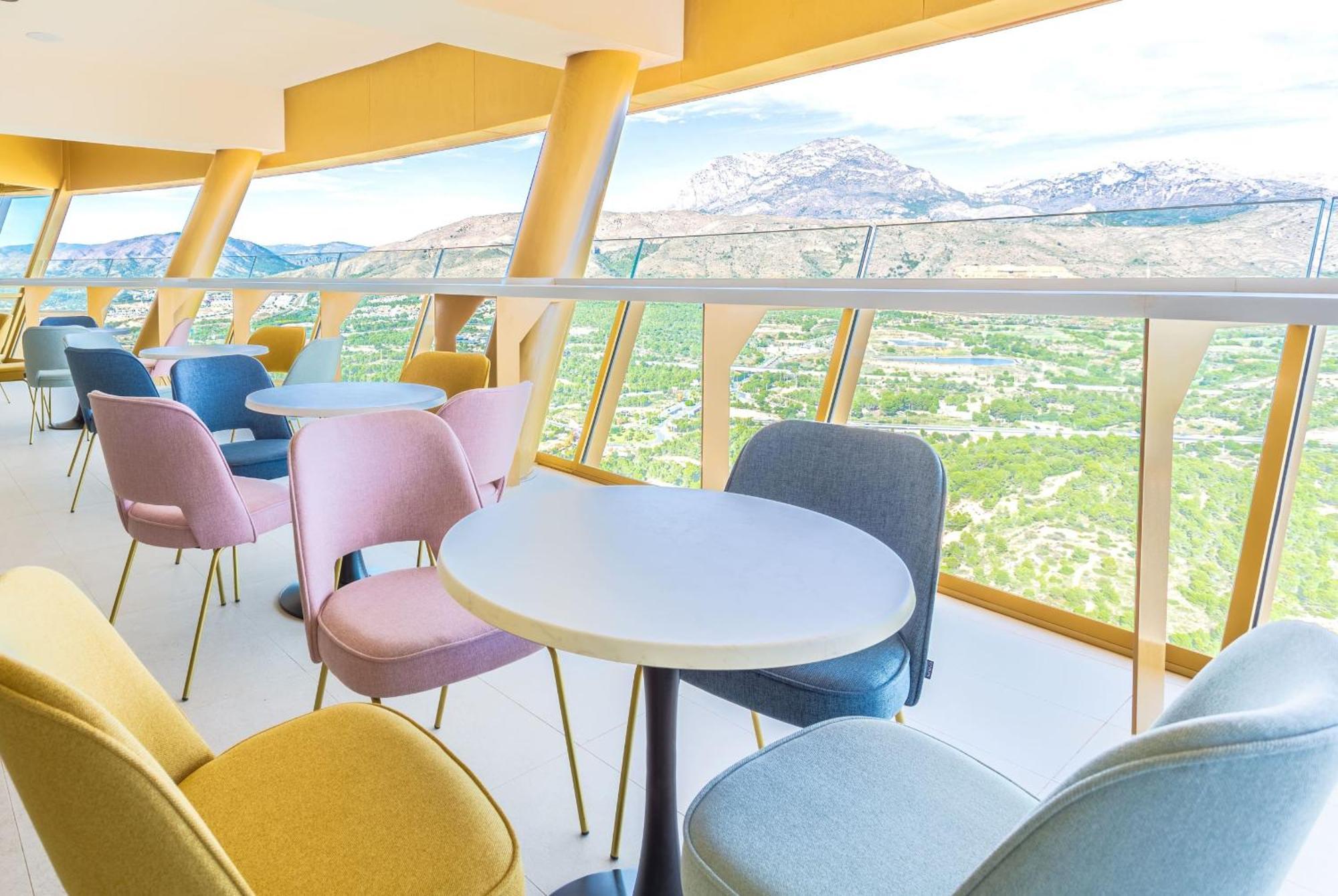 Апартаменты Intempo By Holuxe - 272 - 27Th Floor Бенидорм Экстерьер фото